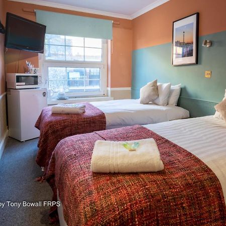 Pass The Keys Room 14 Twin The Blessed Elizabeth Boutique Suite Hove Exteriér fotografie